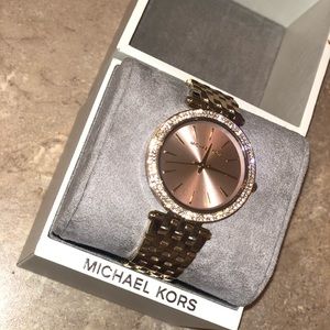 NEW Michael Kors Women’s Rose Gold Watch! Tag still attached!